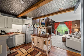 Sleeps 6 Pool Playground Mountain Views Hot Tub